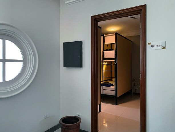 Imagen de la habitación del Hotel Madina Inn. Foto 19