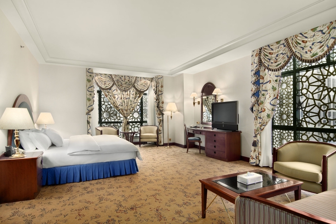 Imagen de la habitación del Hotel Madinah Hilton. Foto 2