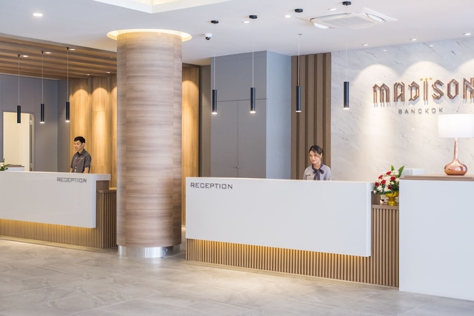 Imagen de los interiores del Hotel Madison Bangkok. Foto 16