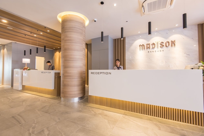 Imagen de los interiores del Hotel Madison Bangkok. Foto 17
