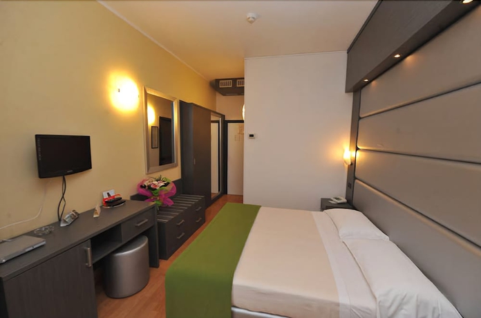 Imagen de la habitación del Hotel Madison, Cattolica. Foto 6