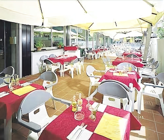 Imagen del bar/restaurante del Hotel Madison, Cattolica. Foto 2
