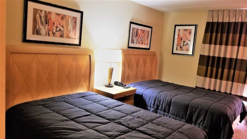 Imagen de la habitación del Hotel Madison Inn And Suites. Foto 5