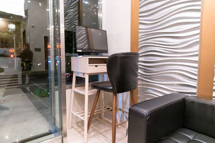 Imagen de los interiores del Hotel Madison LES. Foto 10