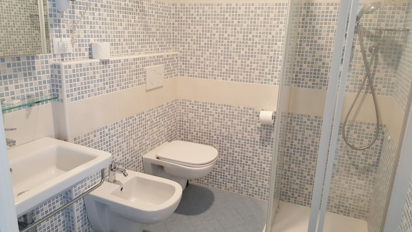 Imagen de la habitación del Hotel Madison, Lido Di Jesolo. Foto 17