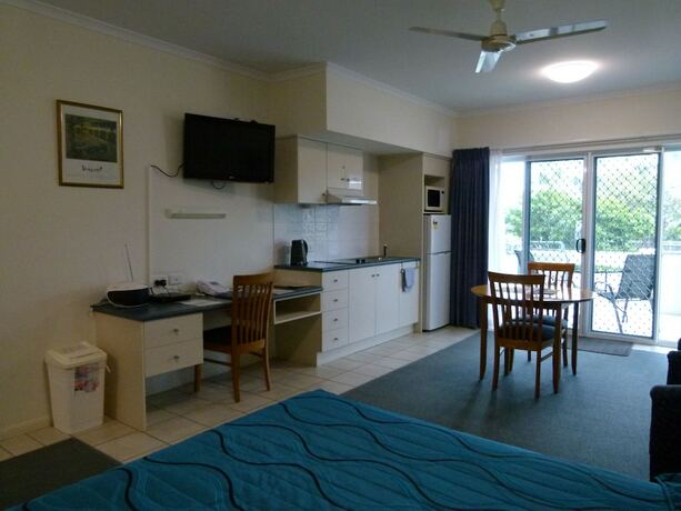Imagen de la habitación del Hotel Madison Ocean Breeze. Foto 15