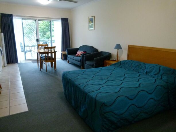 Imagen de la habitación del Hotel Madison Ocean Breeze. Foto 17