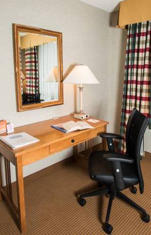 Imagen de la habitación del Hotel Madison Plaza. Foto 3