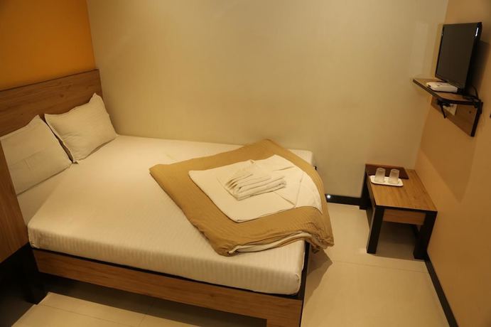 Imagen de la habitación del Hotel Madni Royale. Foto 7