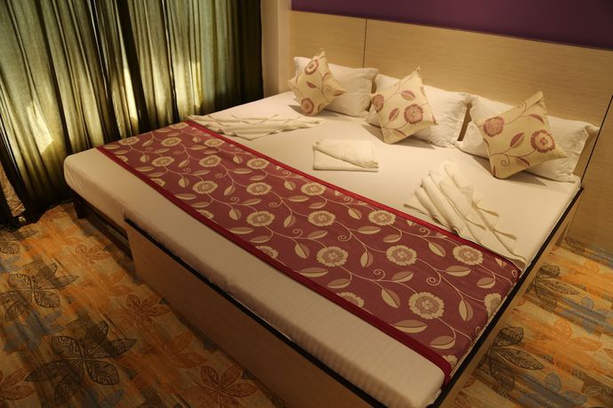 Imagen de la habitación del Hotel Madni Royale. Foto 11