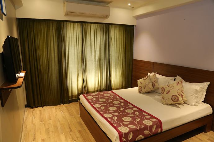 Imagen de la habitación del Hotel Madni Royale. Foto 18