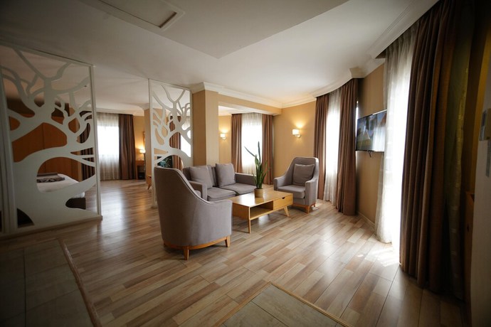 Imagen de la habitación del Hotel Mado. Foto 9