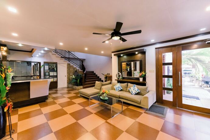 Imagen general del Hotel Madonna Hometel and Suites. Foto 9
