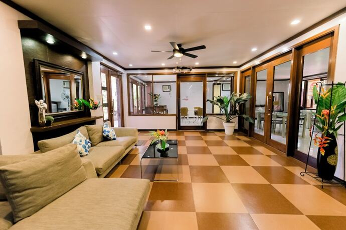 Imagen general del Hotel Madonna Hometel and Suites. Foto 14