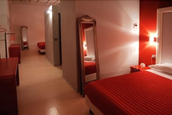 Imagen de la habitación del Hotel Madonnina Albergo Ristorante. Foto 10
