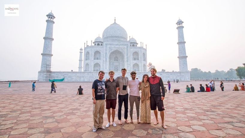 Imagen de los exteriores del Hotel Madpackers Hostel Agra. Foto 13