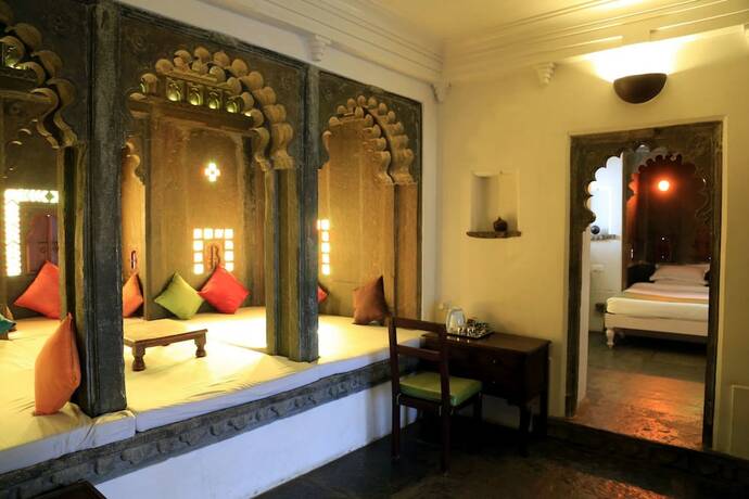 Imagen de la habitación del Hotel Madri Haveli. Foto 13