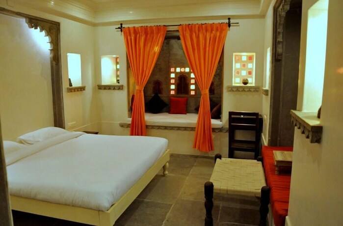 Imagen de la habitación del Hotel Madri Haveli. Foto 26