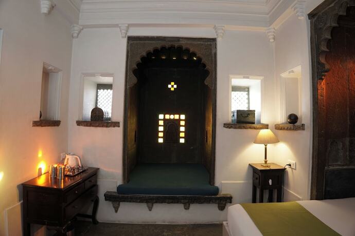 Imagen de la habitación del Hotel Madri Haveli. Foto 27