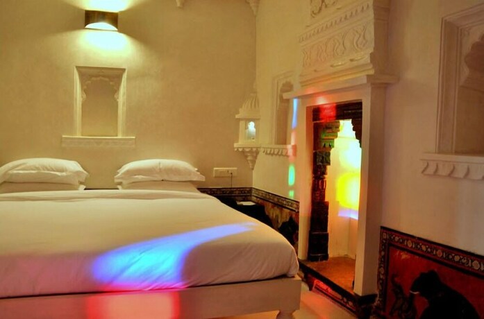 Imagen de la habitación del Hotel Madri Haveli. Foto 30