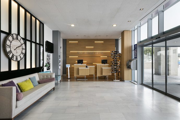 Imagen de los interiores del Hotel Madrid Airport Suites, Affiliated by Meliá. Foto 18