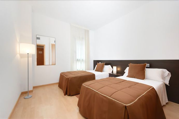 Imagen de la habitación del Hotel Madrid Airport Suites, Affiliated by Meliá. Foto 16