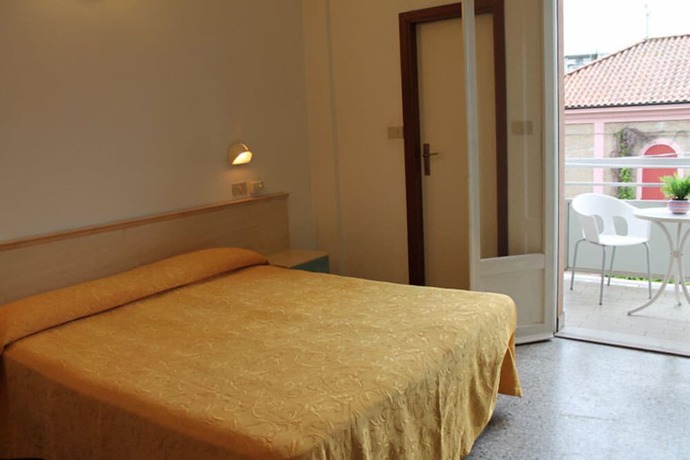 Imagen de la habitación del Hotel Madrid, Cattolica. Foto 18