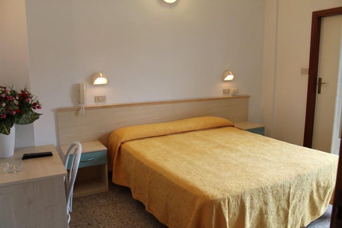Imagen de la habitación del Hotel Madrid, Cattolica. Foto 19