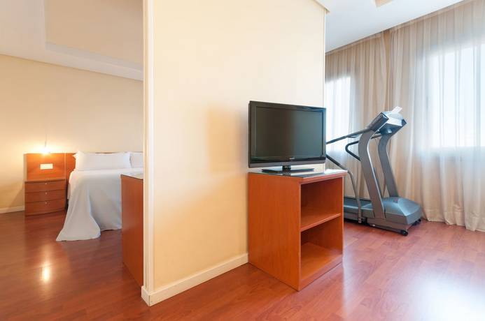 Imagen general del Hotel Madrid Chamartín Affiliated By Meliá. Foto 13