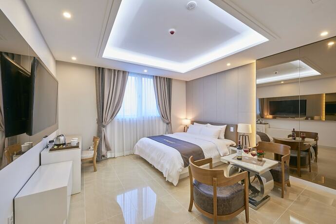 Imagen de la habitación del Hotel Madrid Gwangju. Foto 22