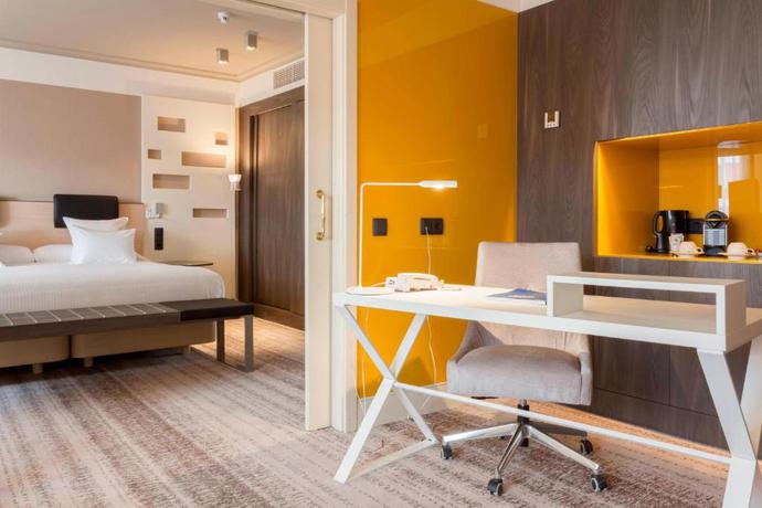 Imagen de la habitación del Hotel Madrid Marriott Auditorium and Conference Center. Foto 14