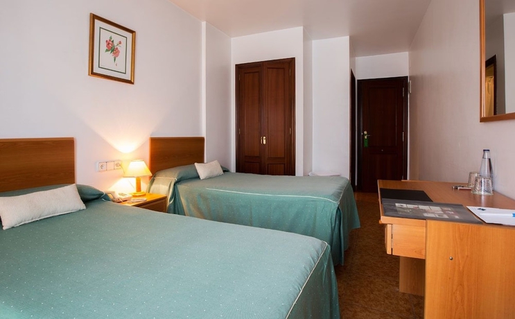 Imagen de la habitación del Hotel Madrid, Pontevedra Ciudad. Foto 7