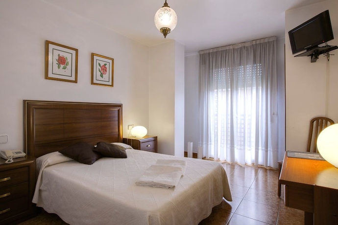 Imagen de la habitación del Hotel Madrid, Pontevedra Ciudad. Foto 9