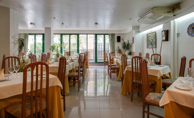 Imagen del bar/restaurante del Hotel Madrid, Pontevedra Ciudad. Foto 5