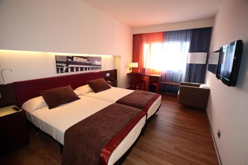 Imagen de la habitación del Hotel Madrid Retiro. Foto 6