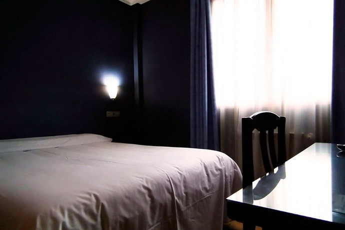 Imagen de la habitación del Hotel Madrid Río. Foto 10