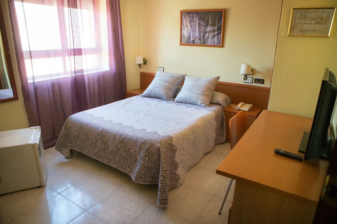 Imagen de la habitación del Hotel Madrid, San Javier. Foto 19