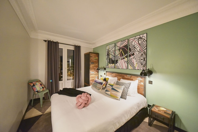 Imagen de la habitación del Hotel Madrigal. Foto 4