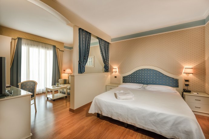 Imagen de la habitación del Hotel Madrigale Panoramic Lifestyle and Soulful. Foto 13