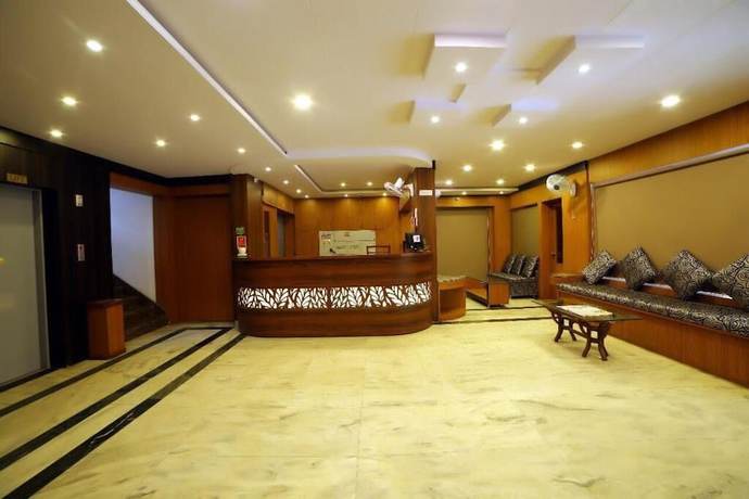 Imagen de los interiores del Hotel Madurai. Foto 20
