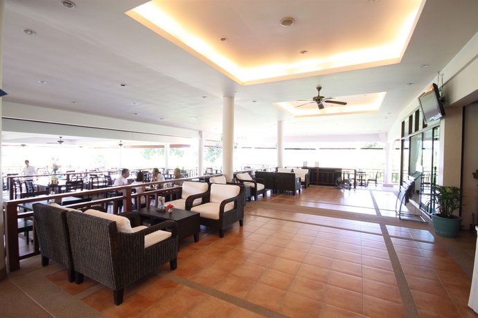 Imagen de los interiores del Hotel Mae Jo Golf Club and Resort. Foto 14