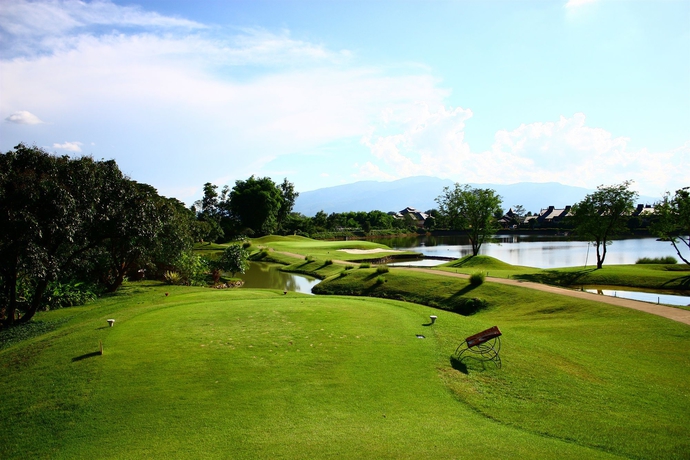 Imagen de los exteriores del Hotel Mae Jo Golf Club and Resort. Foto 11