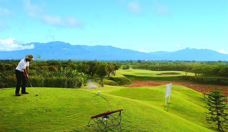 Imagen de los exteriores del Hotel Mae Jo Golf Club and Resort. Foto 13