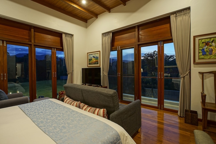 Imagen de la habitación del Hotel Mae Rim Grace. Foto 13
