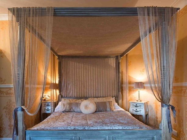 Imagen de la habitación del Hotel Maenan Abbey. Foto 4