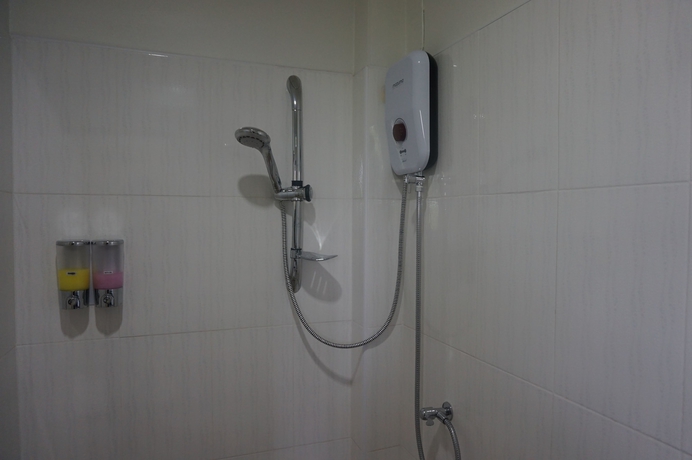 Imagen de la habitación del Hotel Maesot Siri. Foto 5