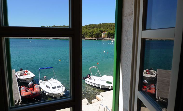 Imagen de la habitación del Hotel Maestral, Prvic Luka. Foto 9