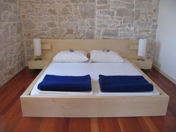 Imagen de la habitación del Hotel Maestral, Prvic Luka. Foto 17