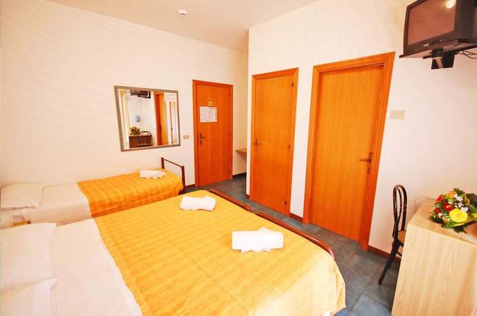 Imagen de la habitación del Hotel Maestrale. Foto 13