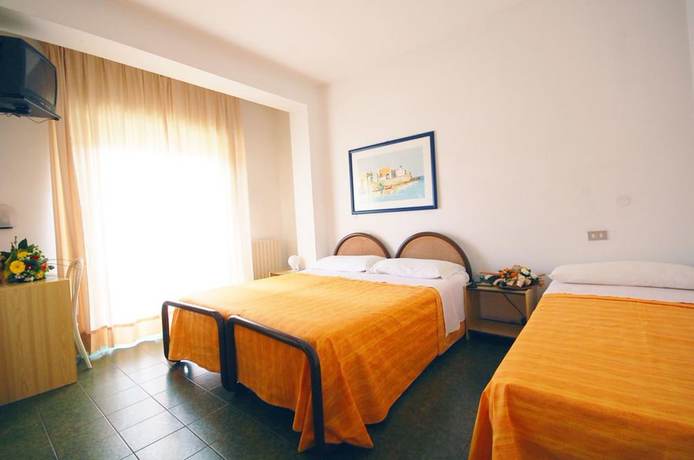 Imagen de la habitación del Hotel Maestrale. Foto 14